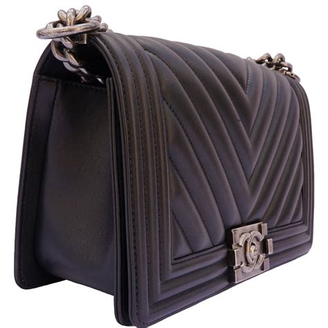 chanel boy chanel chevron old medium bag|Chanel le boy bag yupoo.